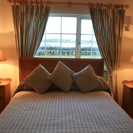 ロスコモン Ross House Bed & Breakfast エクステリア 写真