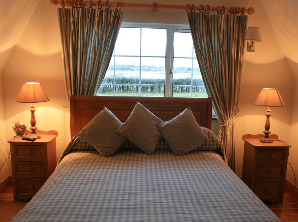 ロスコモン Ross House Bed & Breakfast エクステリア 写真